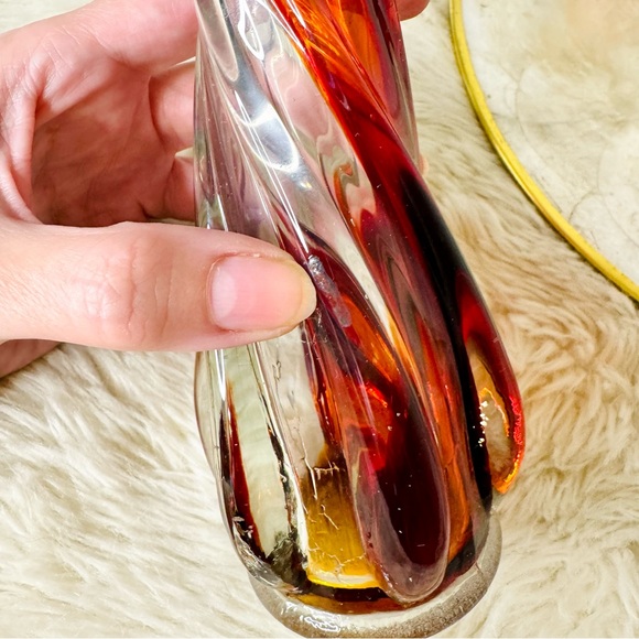 Vintage Red Twisted Swung Vase Small Bud Vase - Picture 5 of 6